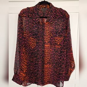 Women's size XL animal leopard print sheer shirt in EUC